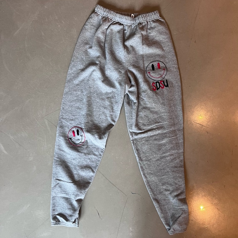 CUSTOM SDSU SWEATS SIZE MEDIUM ❤️🖤